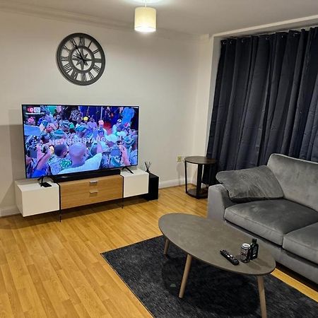 Luxury Apartments 达格纳姆 外观 照片