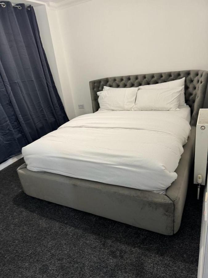 Luxury Apartments 达格纳姆 外观 照片