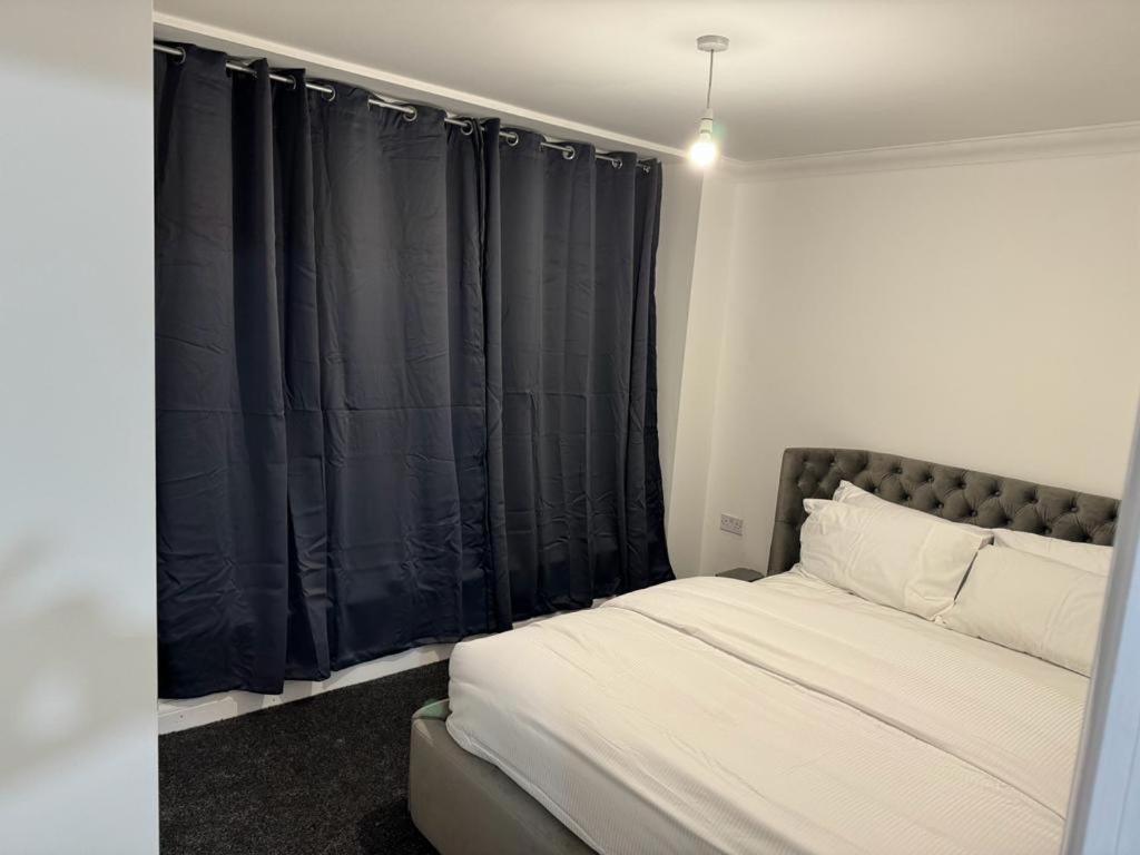 Luxury Apartments 达格纳姆 外观 照片