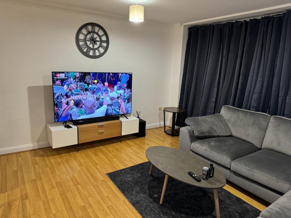 Luxury Apartments 达格纳姆 外观 照片